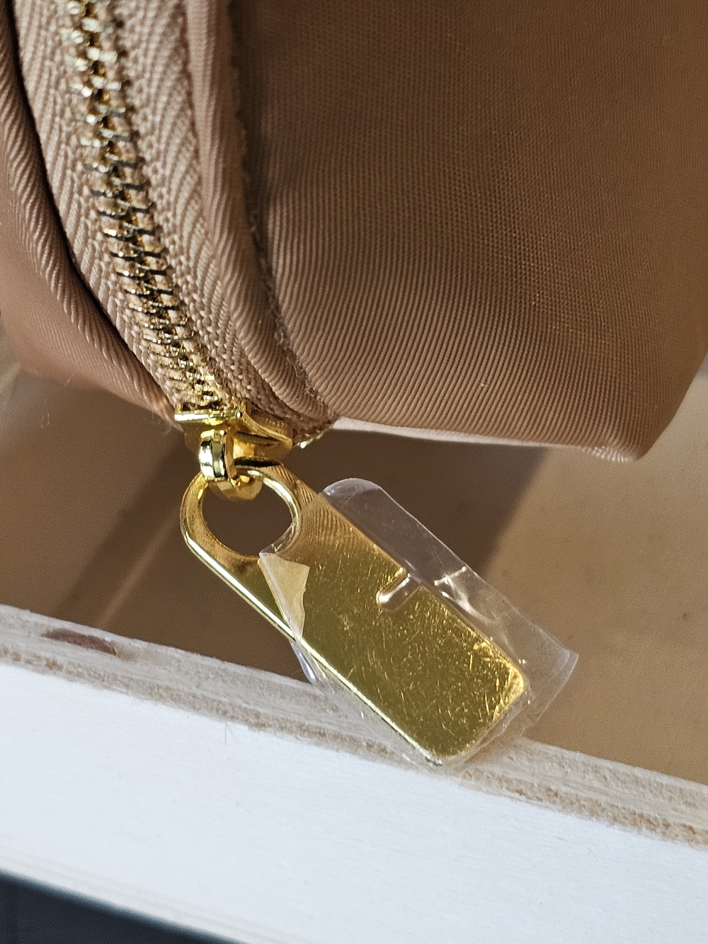 Burberry Tan Clutch with Bronze Crosbody Chain Added NWOT - Picture 4 of 14